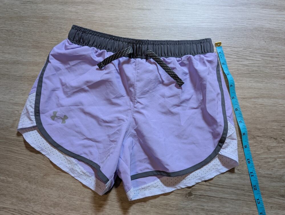 Under Armour Girl Medium HeatGear Purple Gray Running Athletic Shorts Drawstring